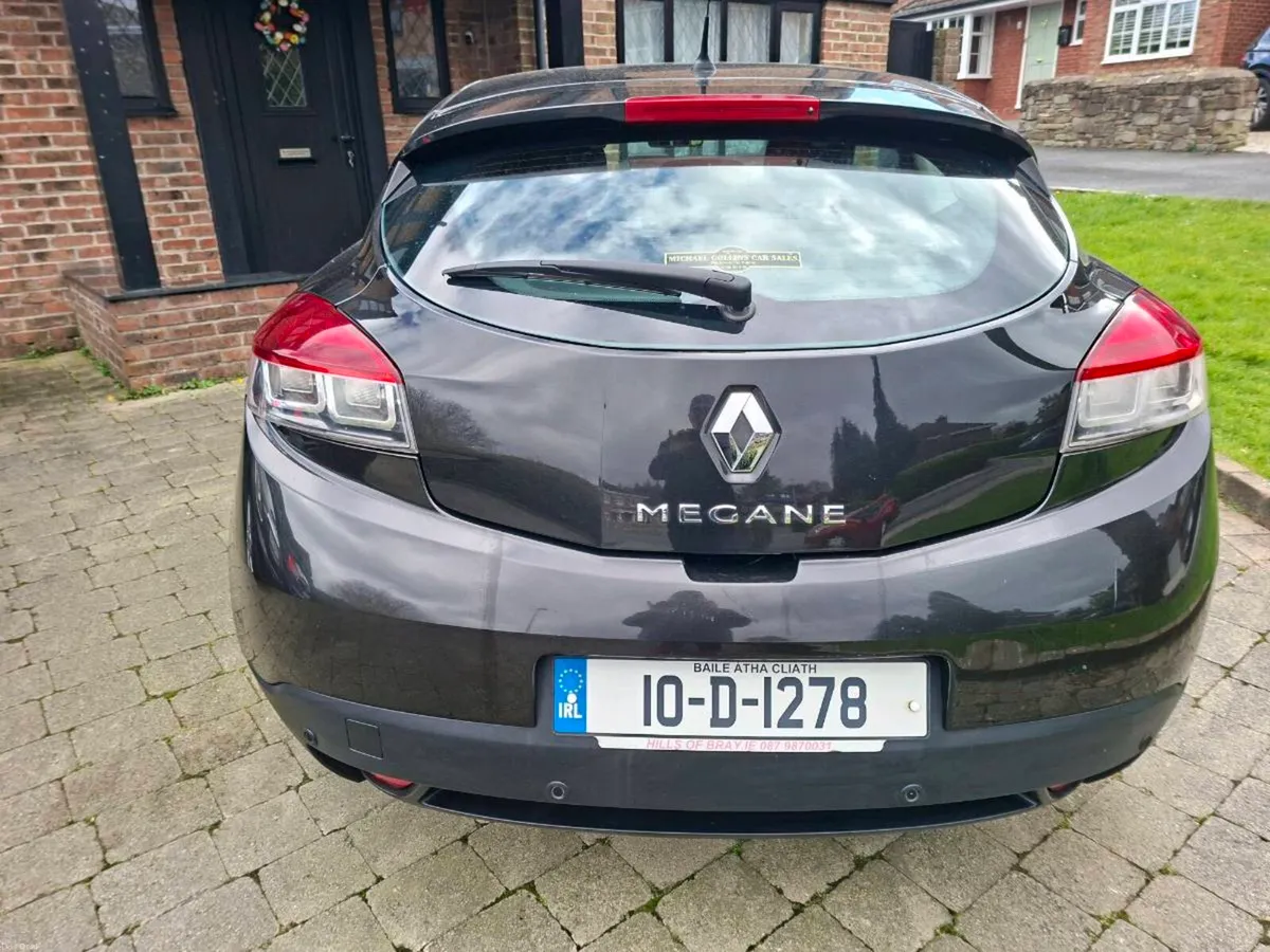 RENAULT MEGANE COUPE 1.6 PETROL 2010 - Image 4