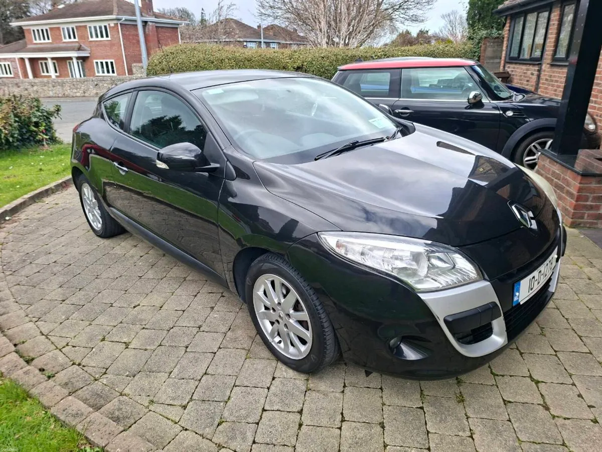 RENAULT MEGANE COUPE 1.6 PETROL 2010 - Image 1