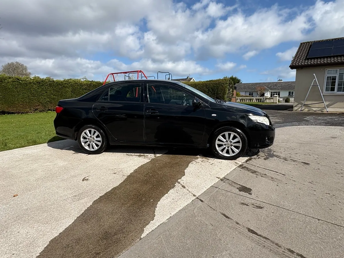 2007 TOYOTA COROLLA NCT 4/27 - Image 2