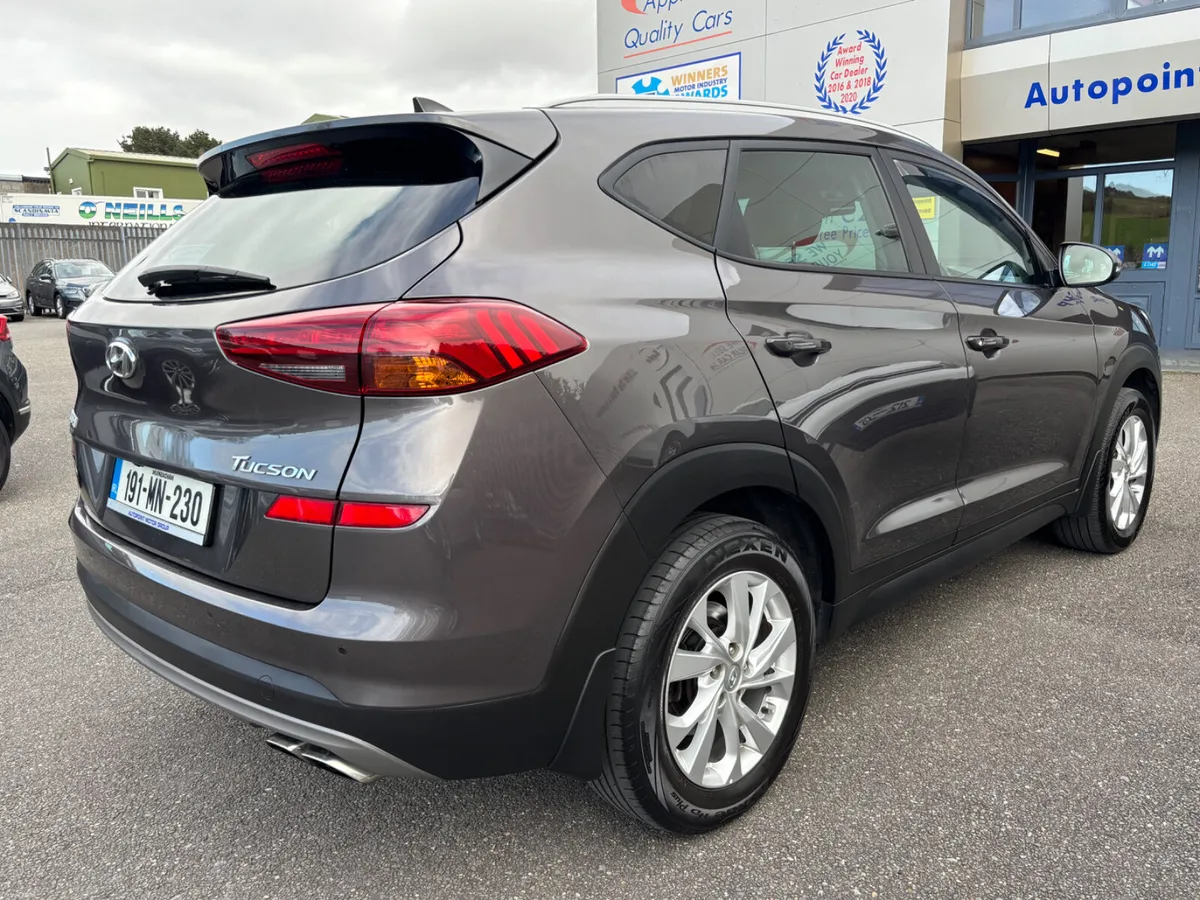 1.6 CRDI EXECUTIVE - SAVE 2000eur - Image 2