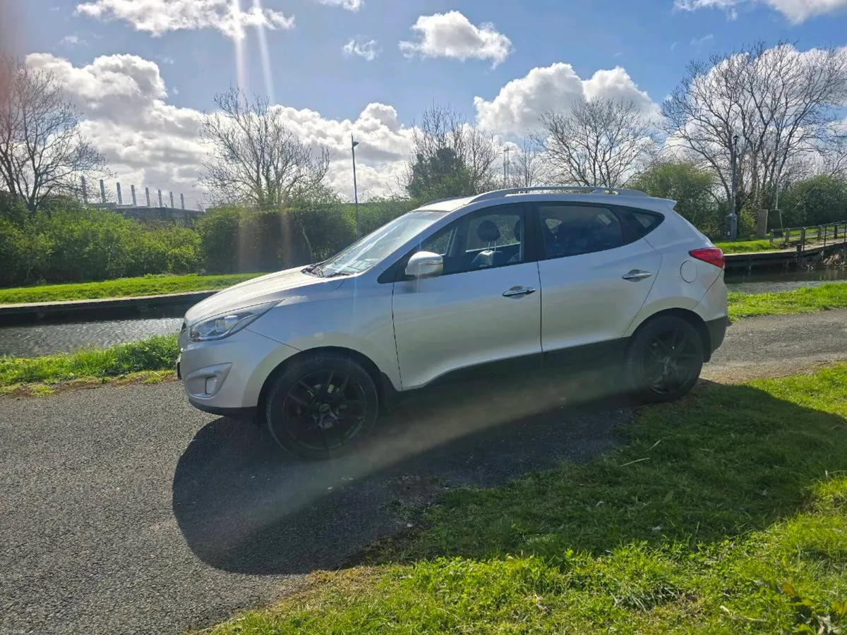 HYUNDAI IX35 AUTOMATIC - Image 3