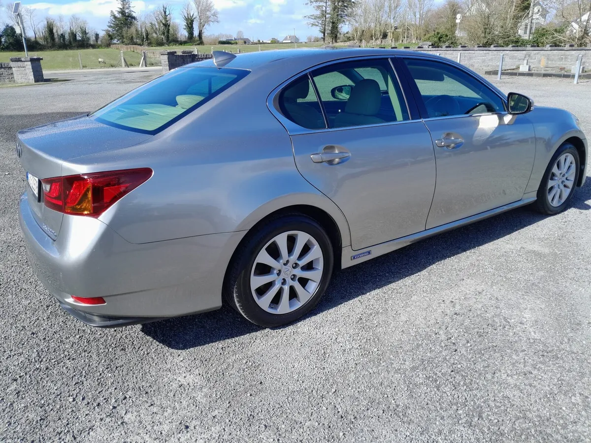 2015 Lexus Gs 300 Hybrid - Image 4