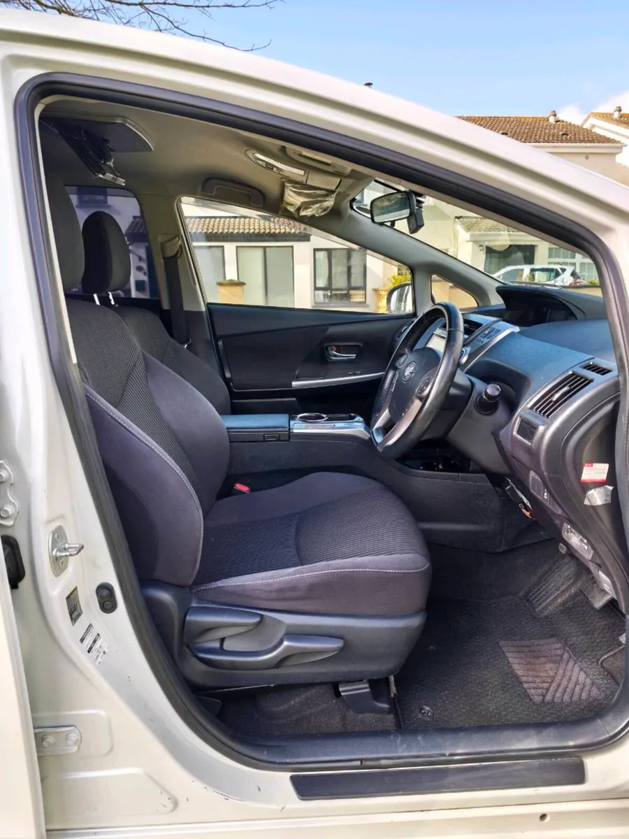 Toyota Prius + 7 Seater Hybrid !! Price Drop - Image 5