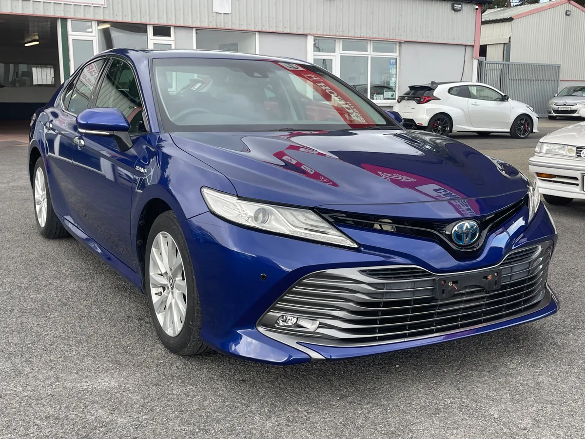 2017 Toyota Camry - Image 1