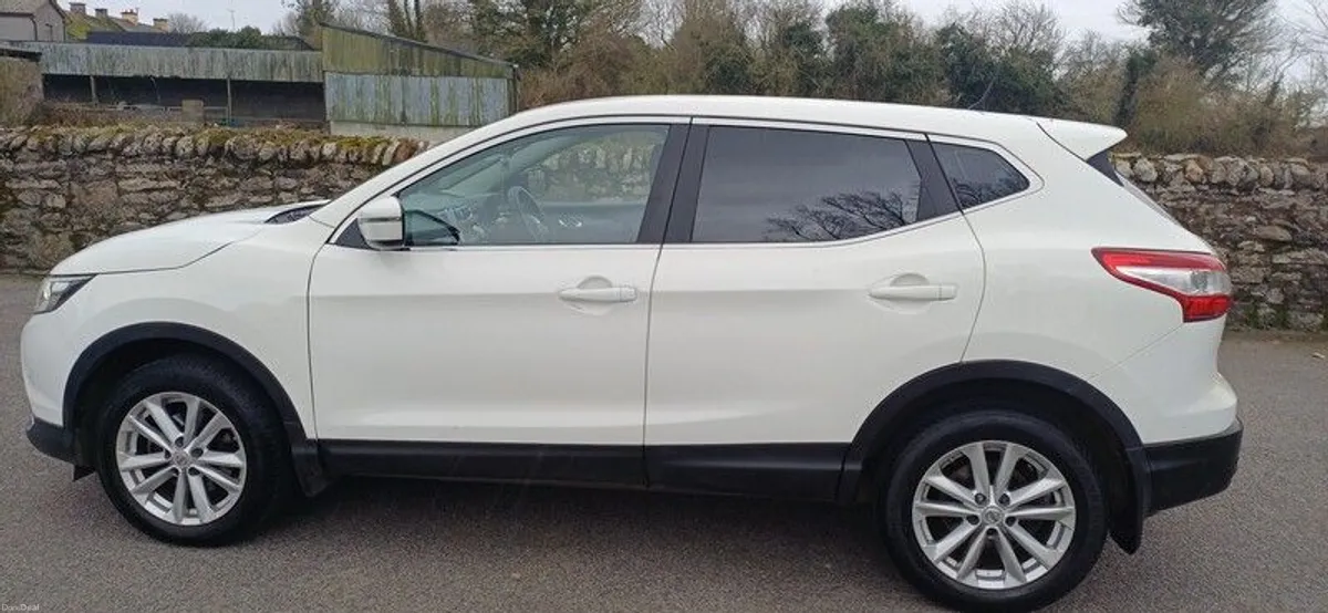 2015 Nissan Qashqai - Image 4
