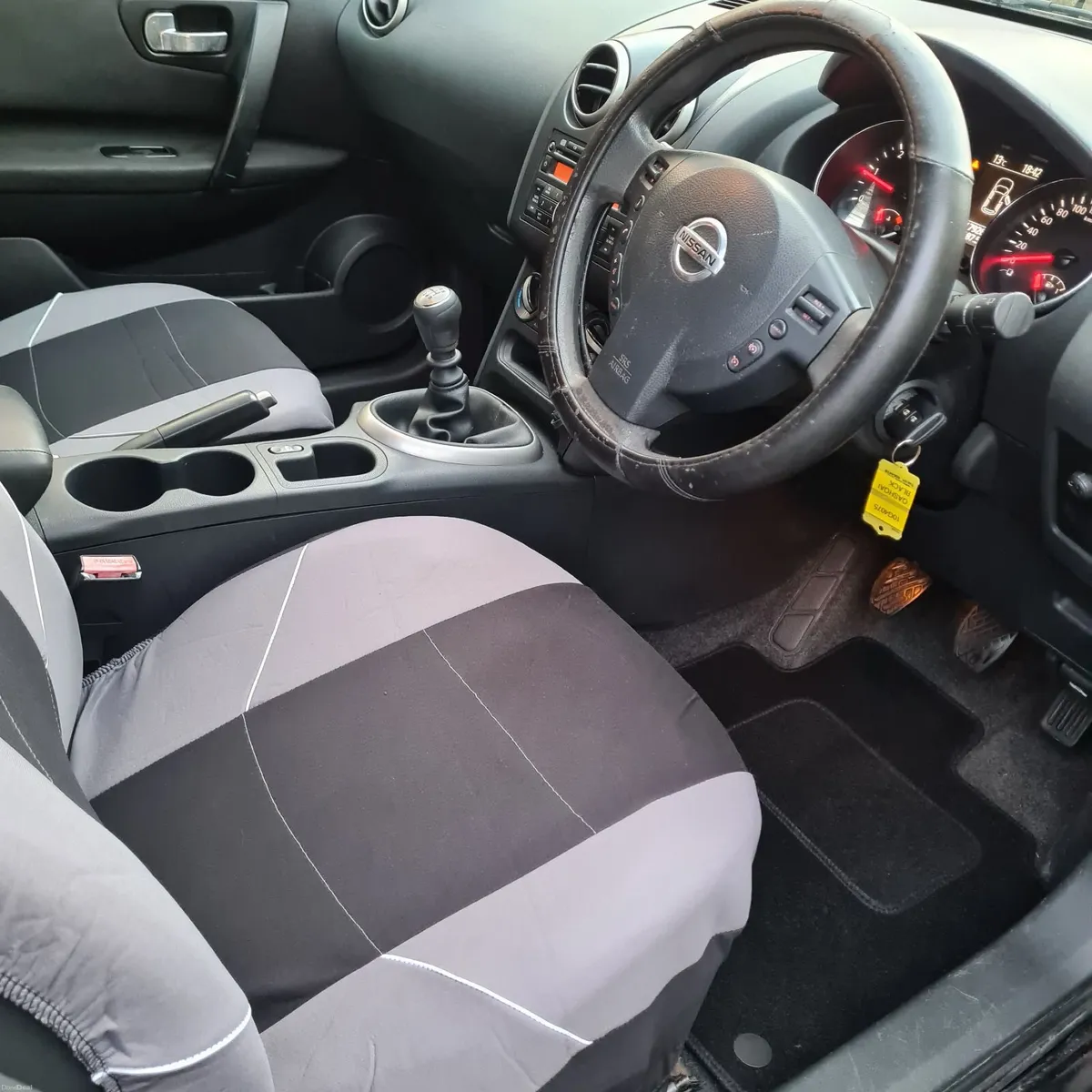 Nissan Qashqai 2010 - Image 4