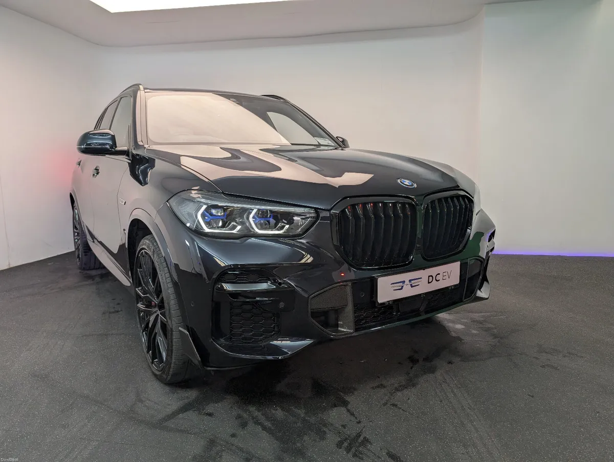 BMW X5 MSPORT 45E PHEV - CARBON KIT - SUNROOF - Image 4