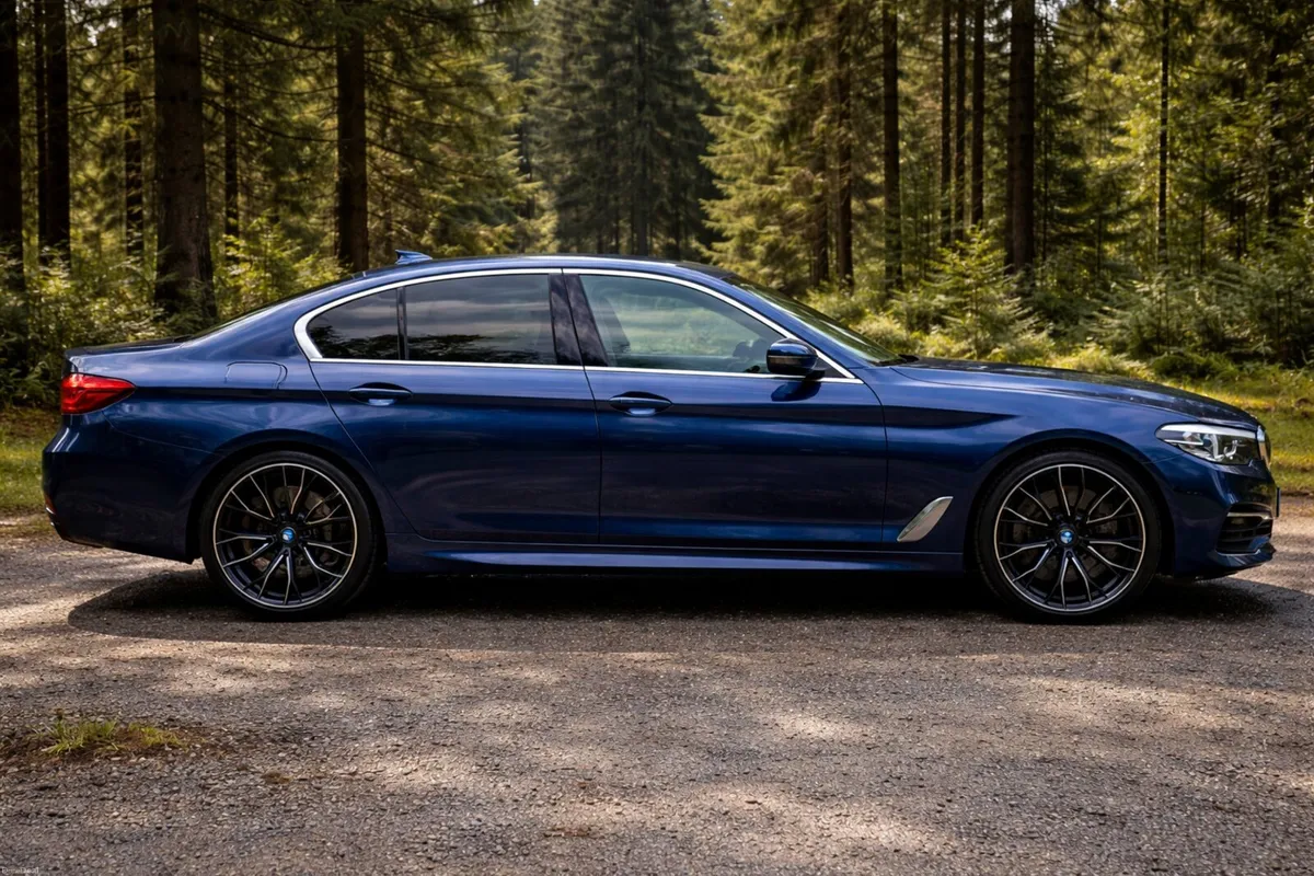 171 BMW 520D SE AUTO - BLACK LEATHER - - Image 2