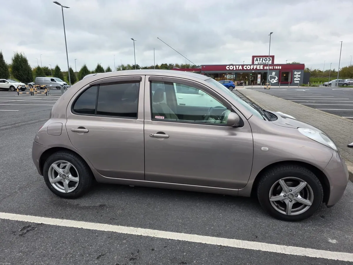 Nissan Automatic Car - Image 2