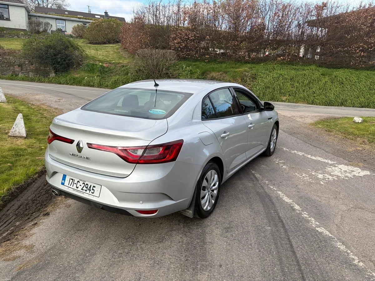 2017 Renault Meganne 1.5 Diesel saloon - Image 3