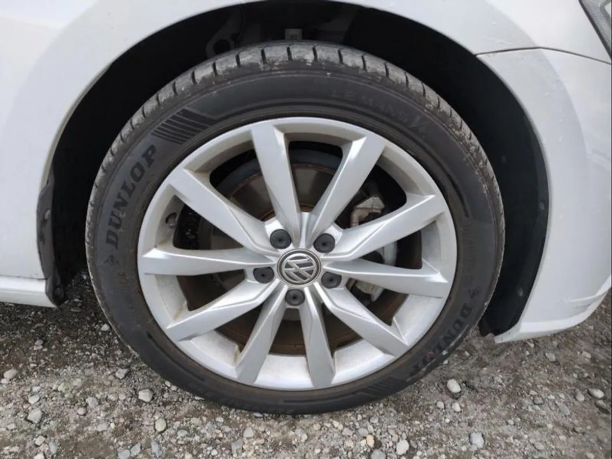 Volkswagen Golf 1.2 TSI Comfortline - Image 2