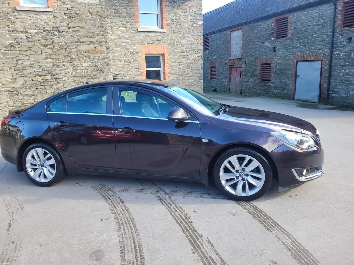 141 Opel Insignia New Nct 03-27 Tax 10-26 - Image 2