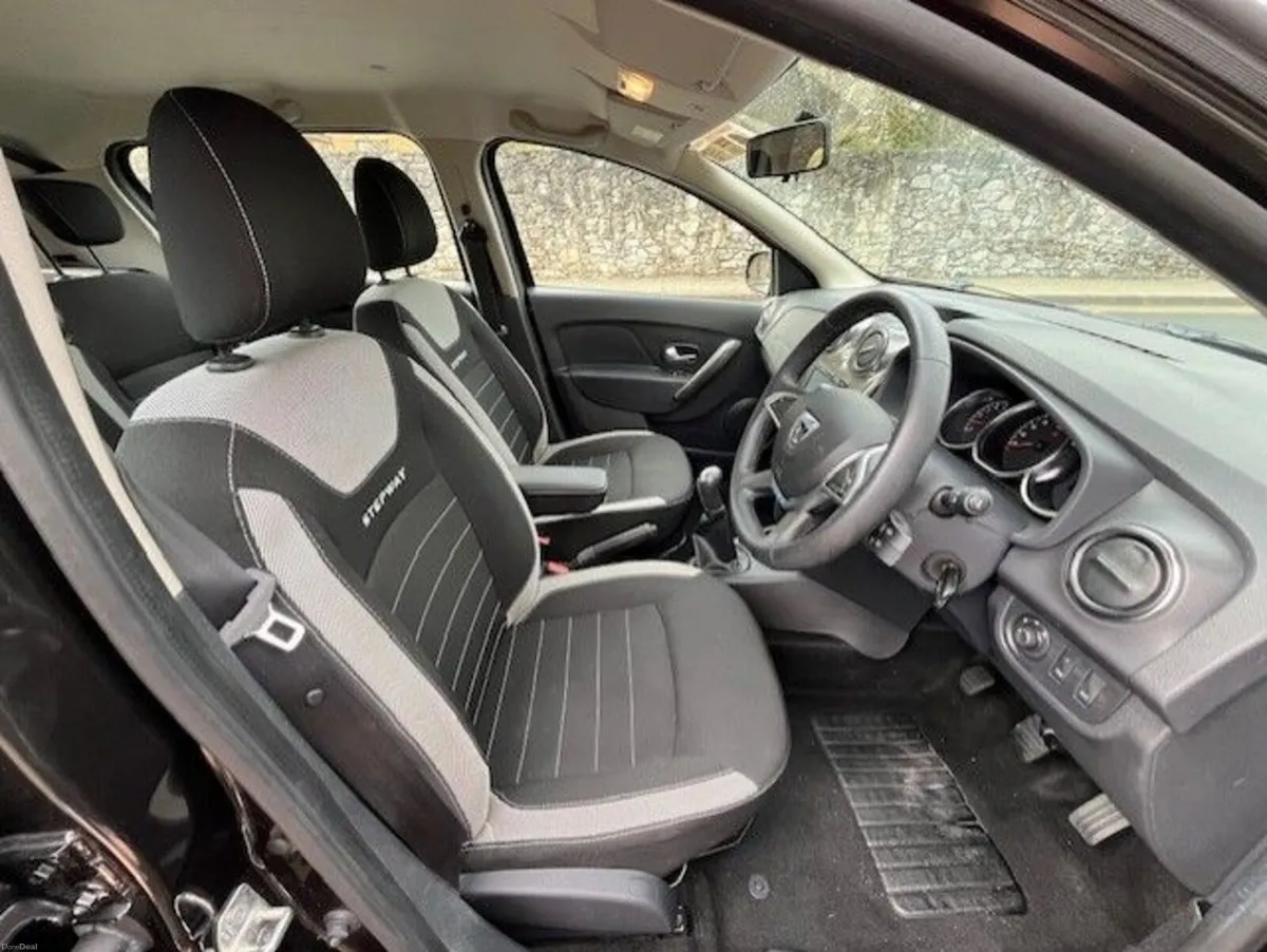 Dacia Sandero Stepway 2018 - Image 4