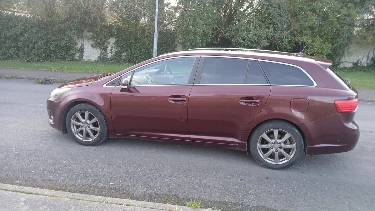 2013 Toyota Avensis 2.0L Excel model new nct - Image 3