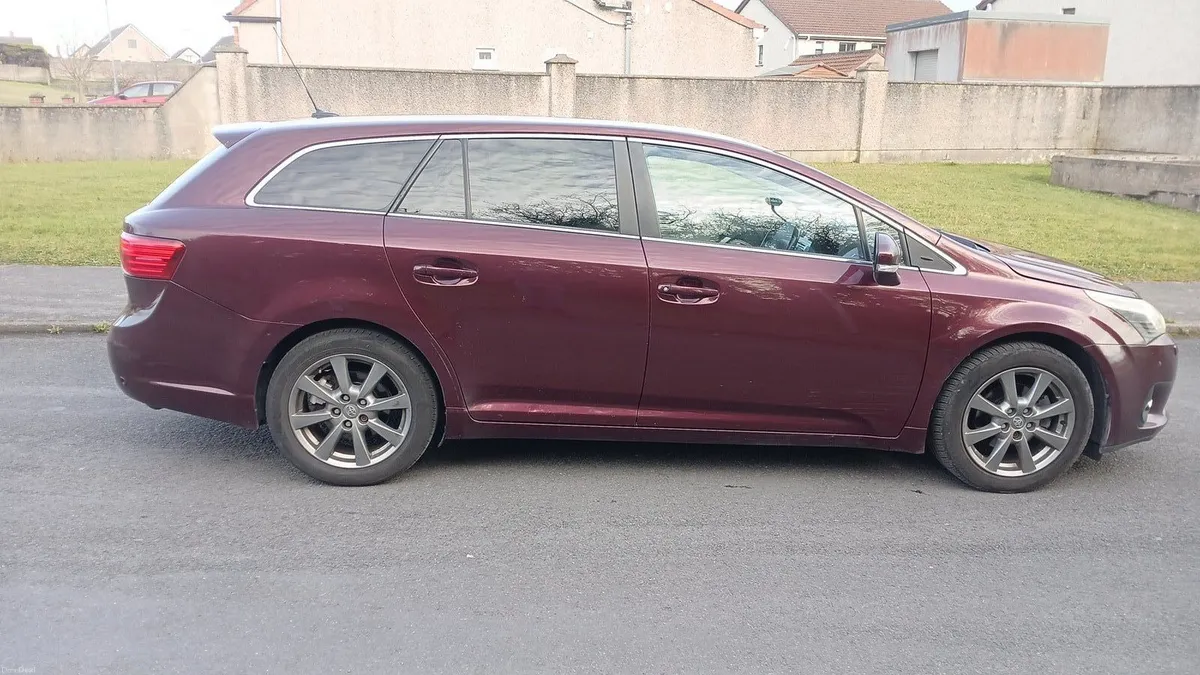 2013 Toyota Avensis 2.0L Excel model new nct - Image 4