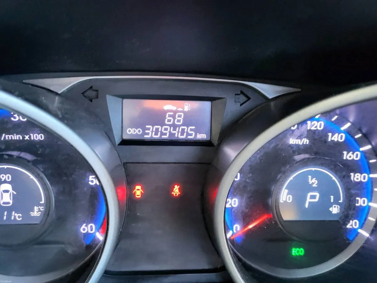 2012 hyundai ix35 automatic - Image 2