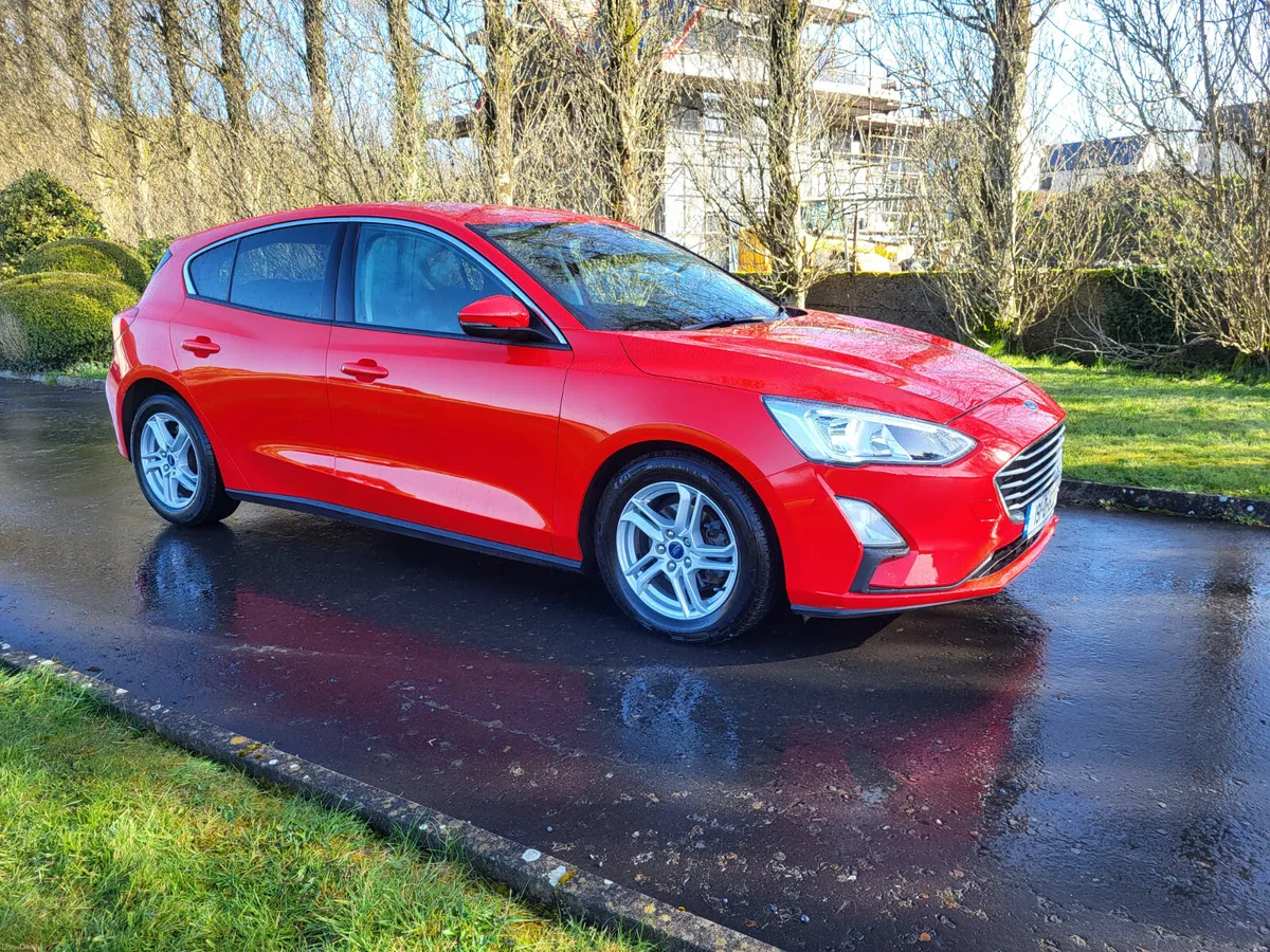 Ford Focus  TITANIUM 1.5 DIESEL - Image 1