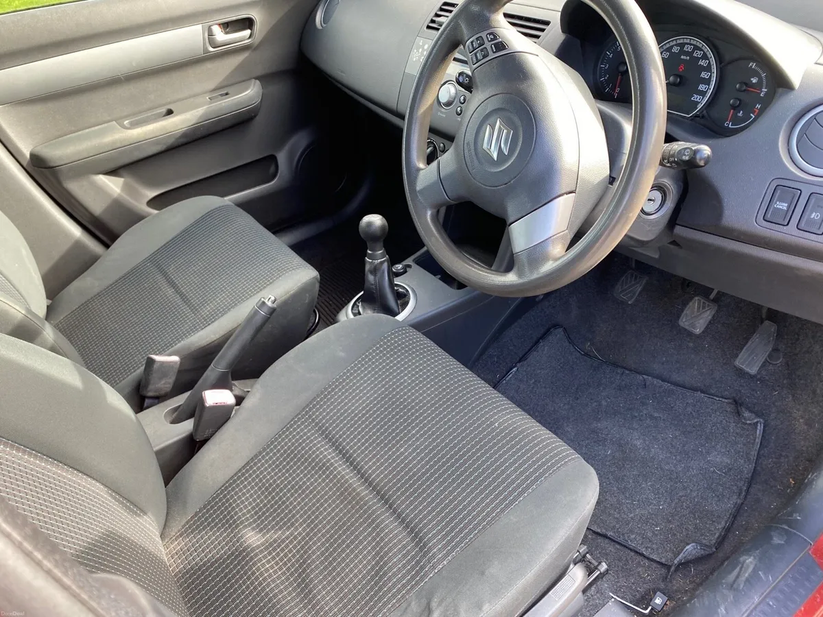 SUZUKI SWIFT NCT 27 YAX CURRENT AS NEW - Image 4