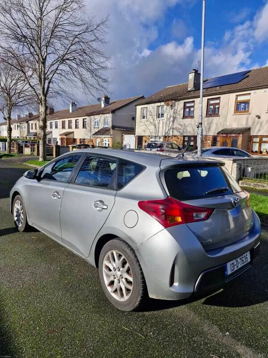 2013 Toyota Auris - Image 4