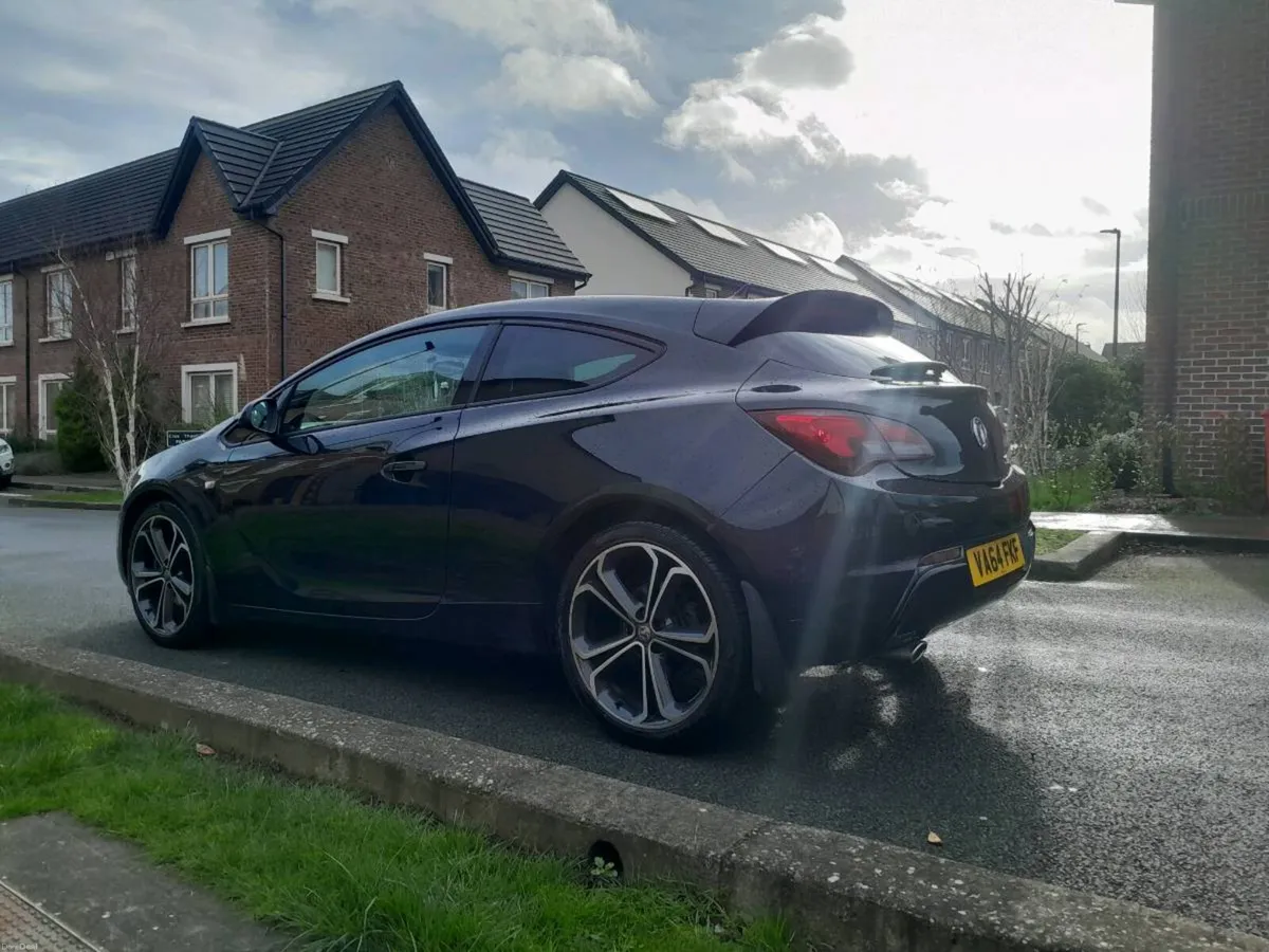 Vauxhall / Opel Astra Gtc UK Reg - Image 4