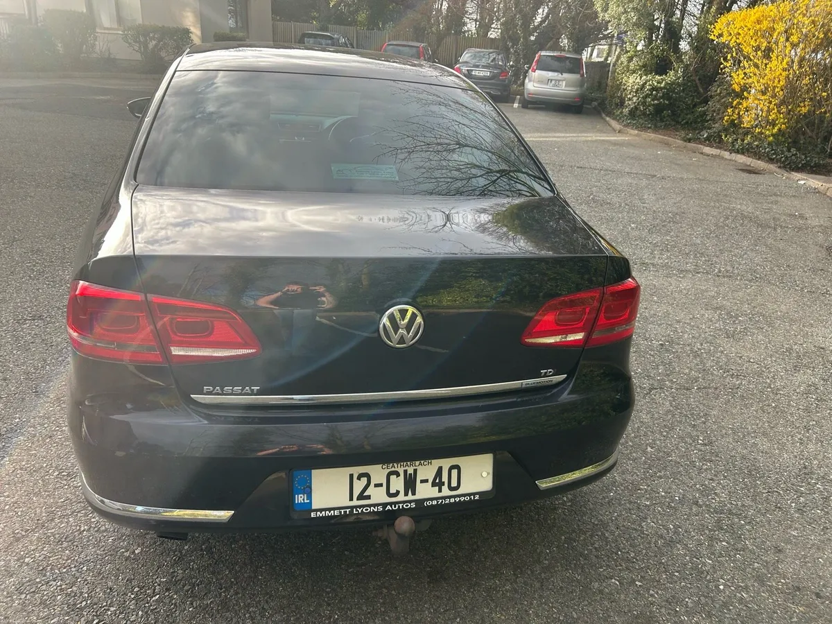Volkswagen Passat Highline - Image 4
