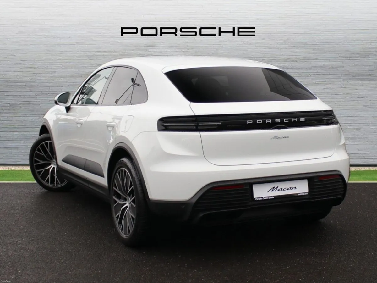 Porsche Macan Electric - Image 2