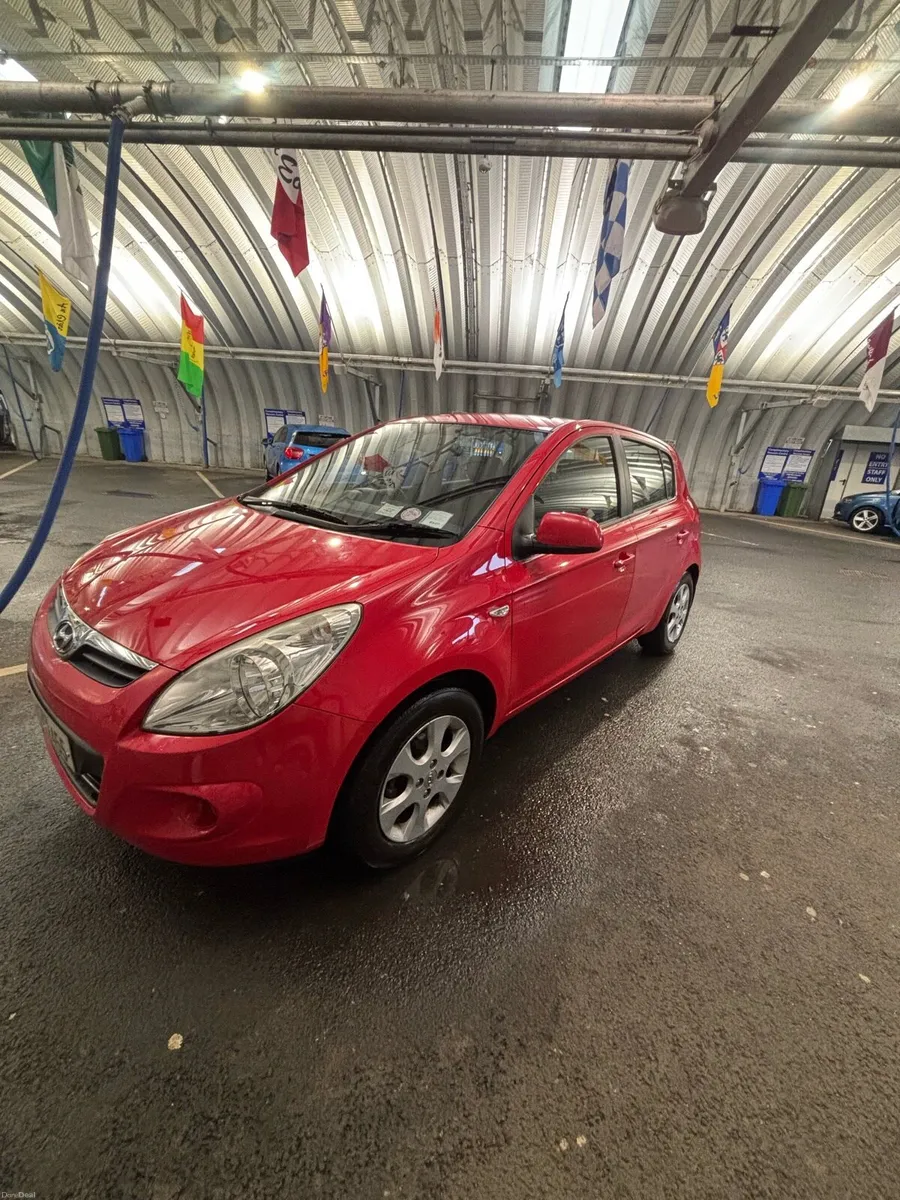 Hyundai i20 - Image 3