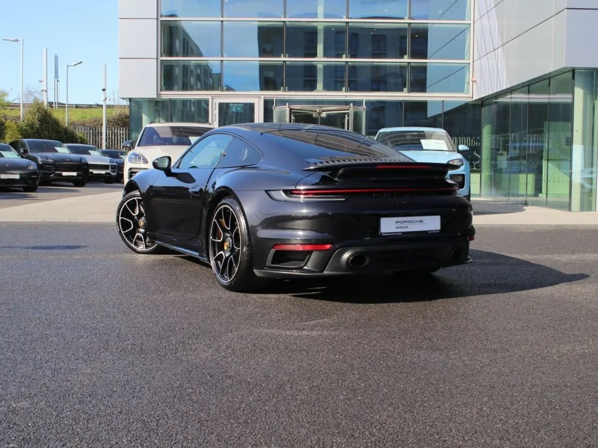 Porsche 911 Turbo S - Image 2