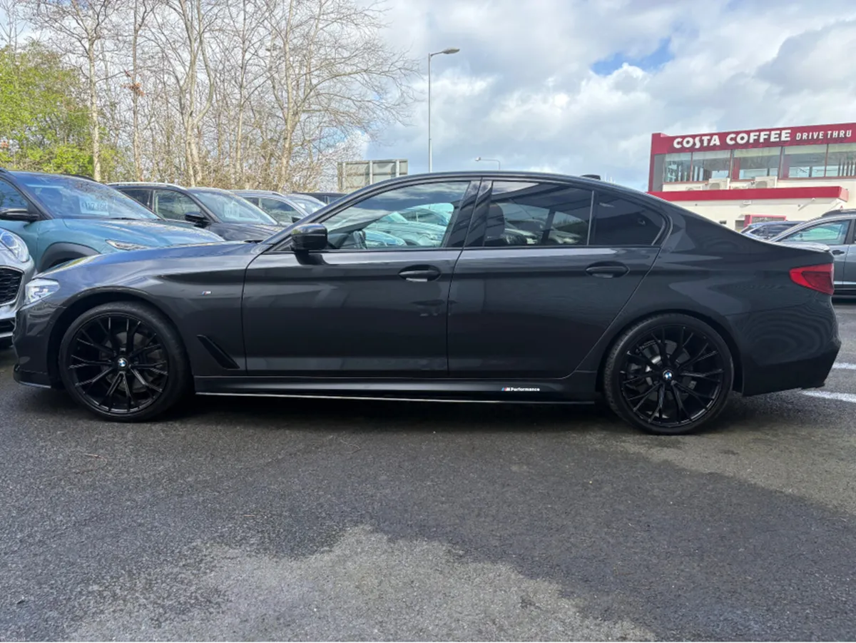 BMW 5-Series 2.0 DIESEL G30 M SPORT AUTO - Image 4