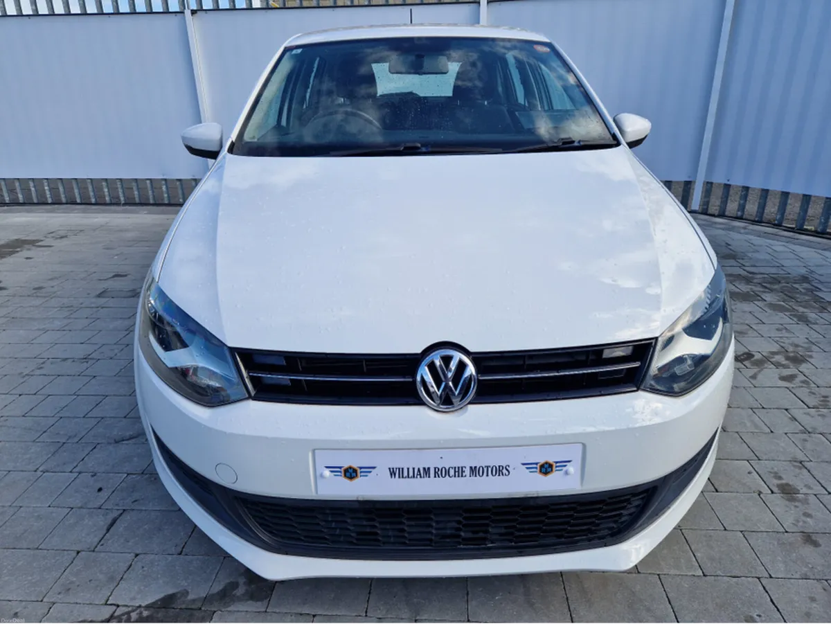 Volkswagen Polo 1.2 PETROL AUTO - Image 4