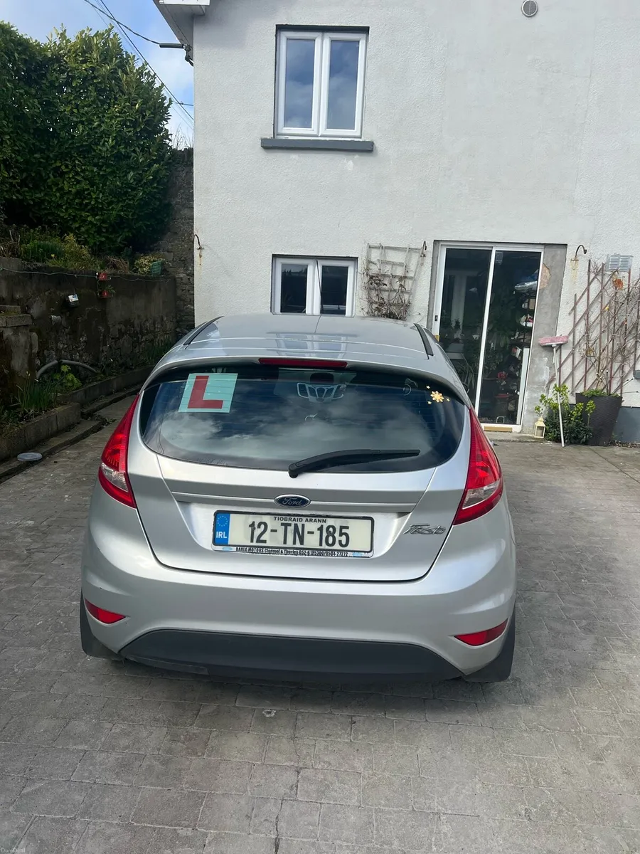 Ford fiesta - Image 4