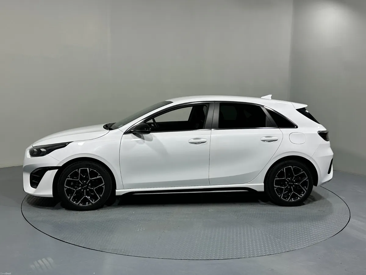 Kia Ceed GT Line 1.6 Diesel 241 - Image 4