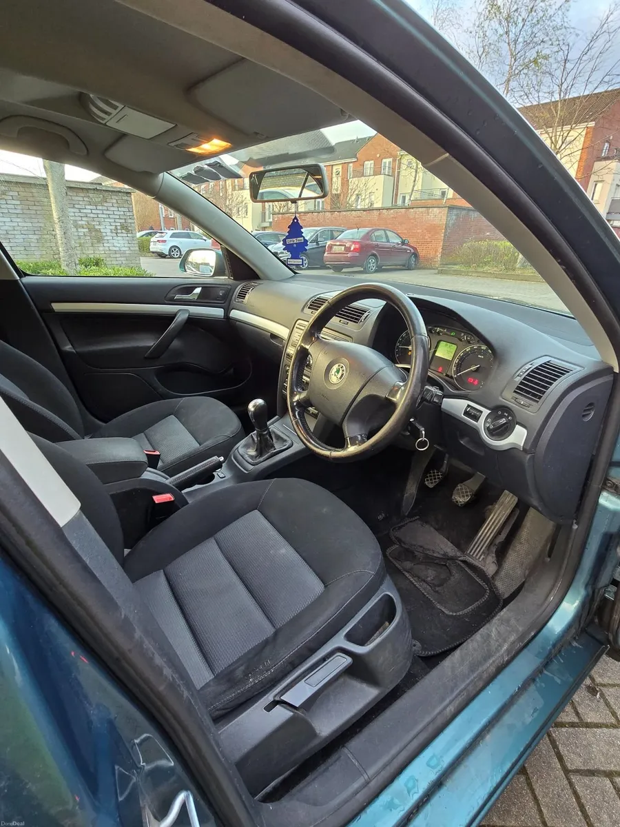 Skoda Octavia 2007 NCT Dec26 Tax April26 - Image 2