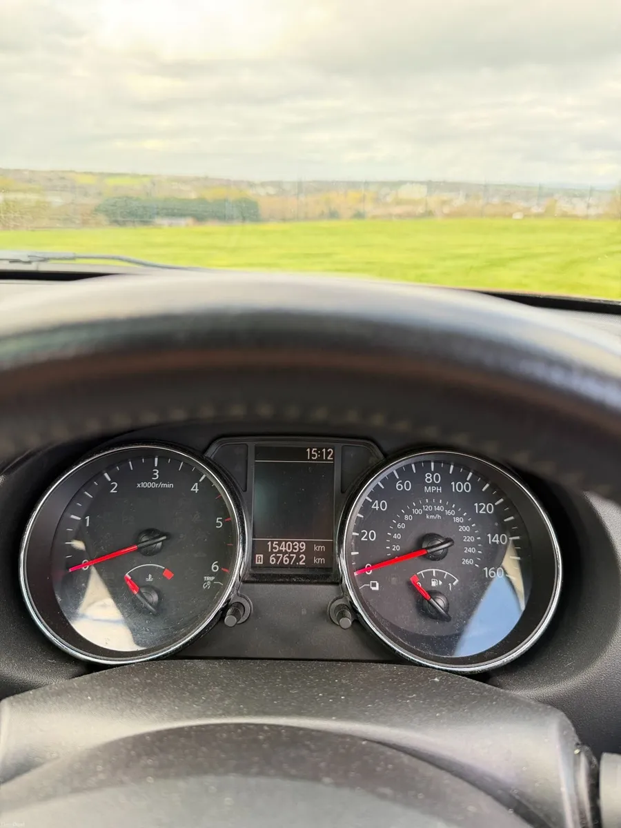 Nissan Qashqai+2 2010 - Image 2