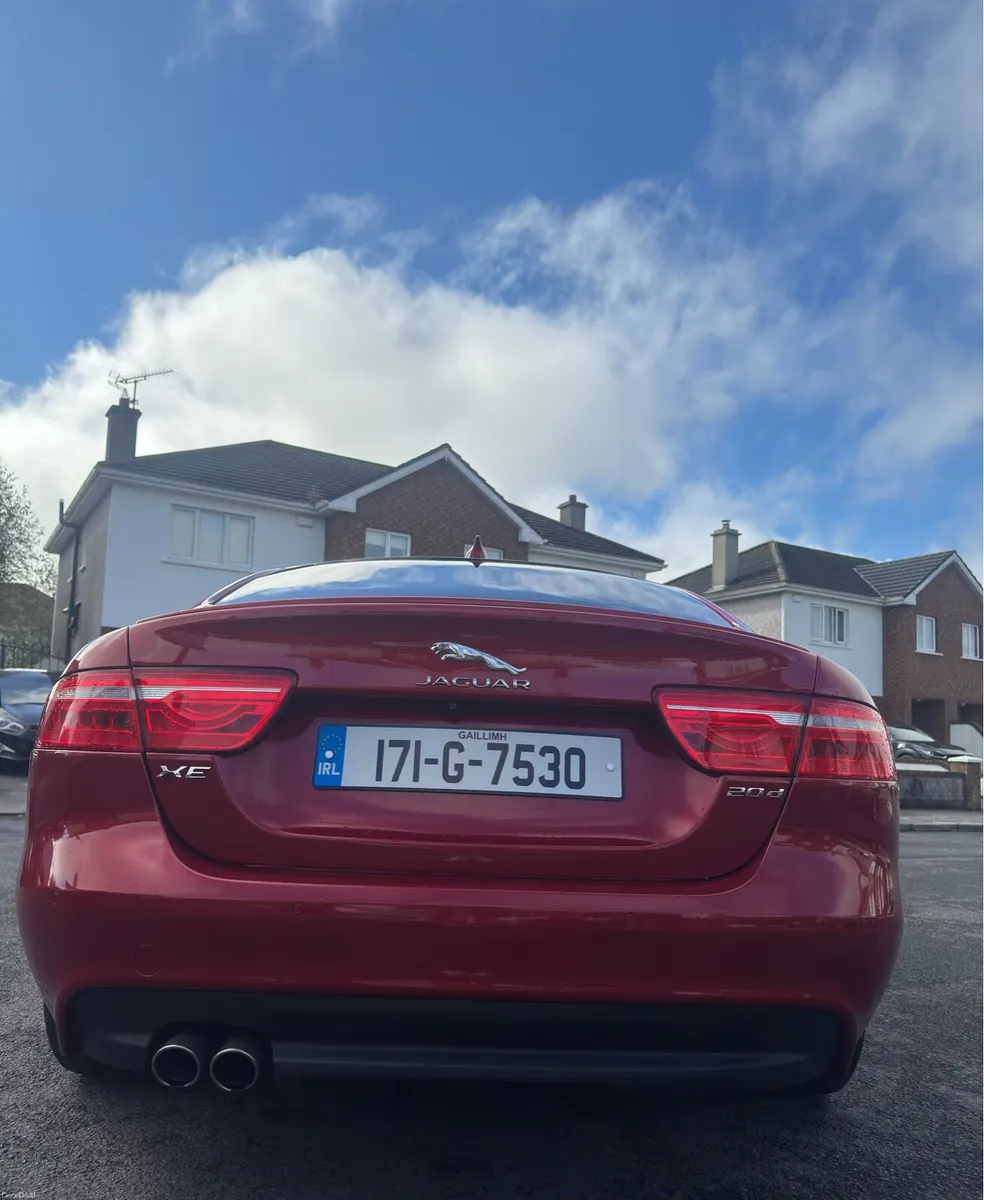 Jaguar Xe R-Sport - Image 4