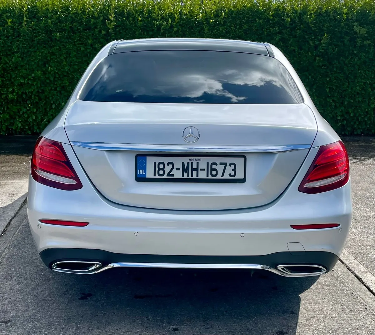 Mercedes-Benz E220d AMG Line Premium Plus 2018 - Image 4