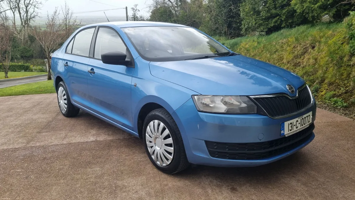 13 SKODA RAPID PETROL NCT 03/27 TAX €200 - Image 1