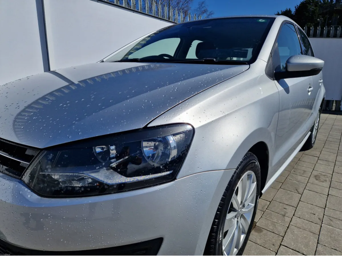 Volkswagen Polo 1.2 PETROL AUTO - Image 4