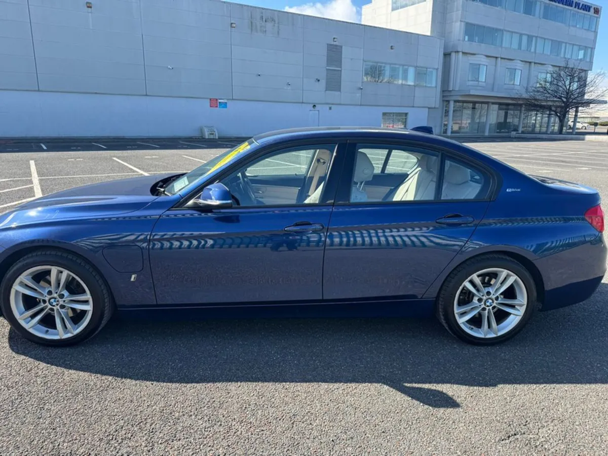 BMW 3-Series 330e ONLY 48K KM WITH FULL FRANK KEAN - Image 3