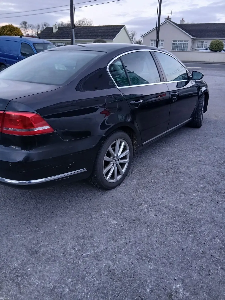 Volkswagen Passat 2014 - Image 3