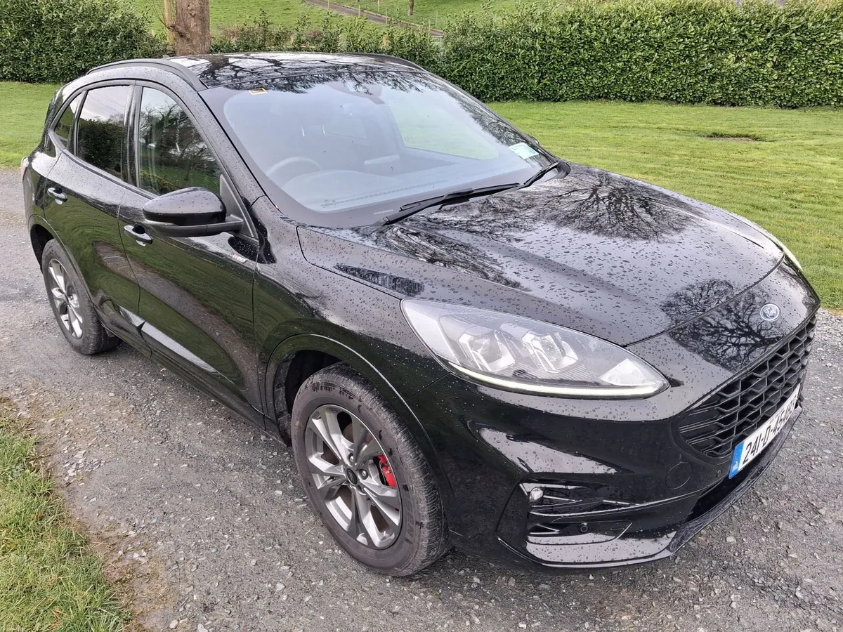241 FORD KUGA ST-LINE 2.5 PHEV AUTOMATIC - Image 1