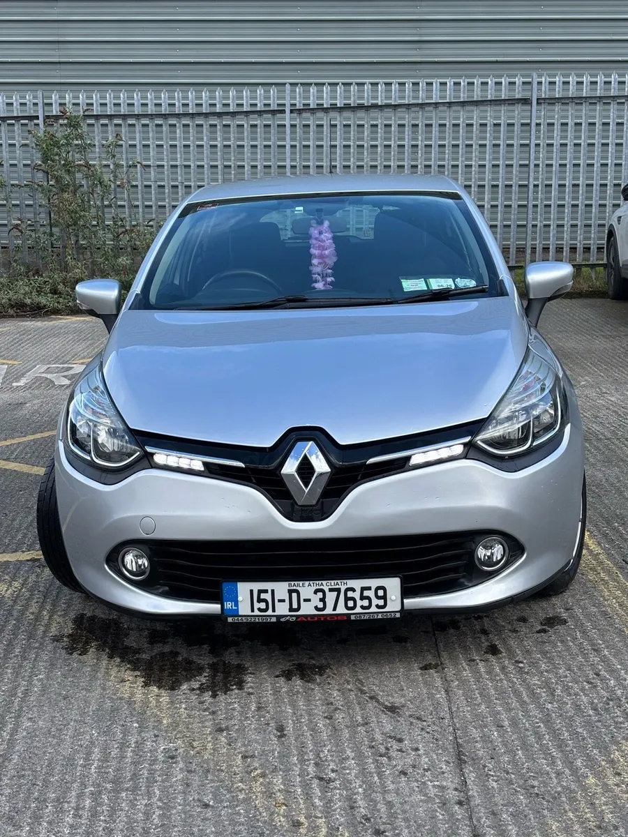 2015 Renault Clio Dynamique 1.2 petrol - Image 1