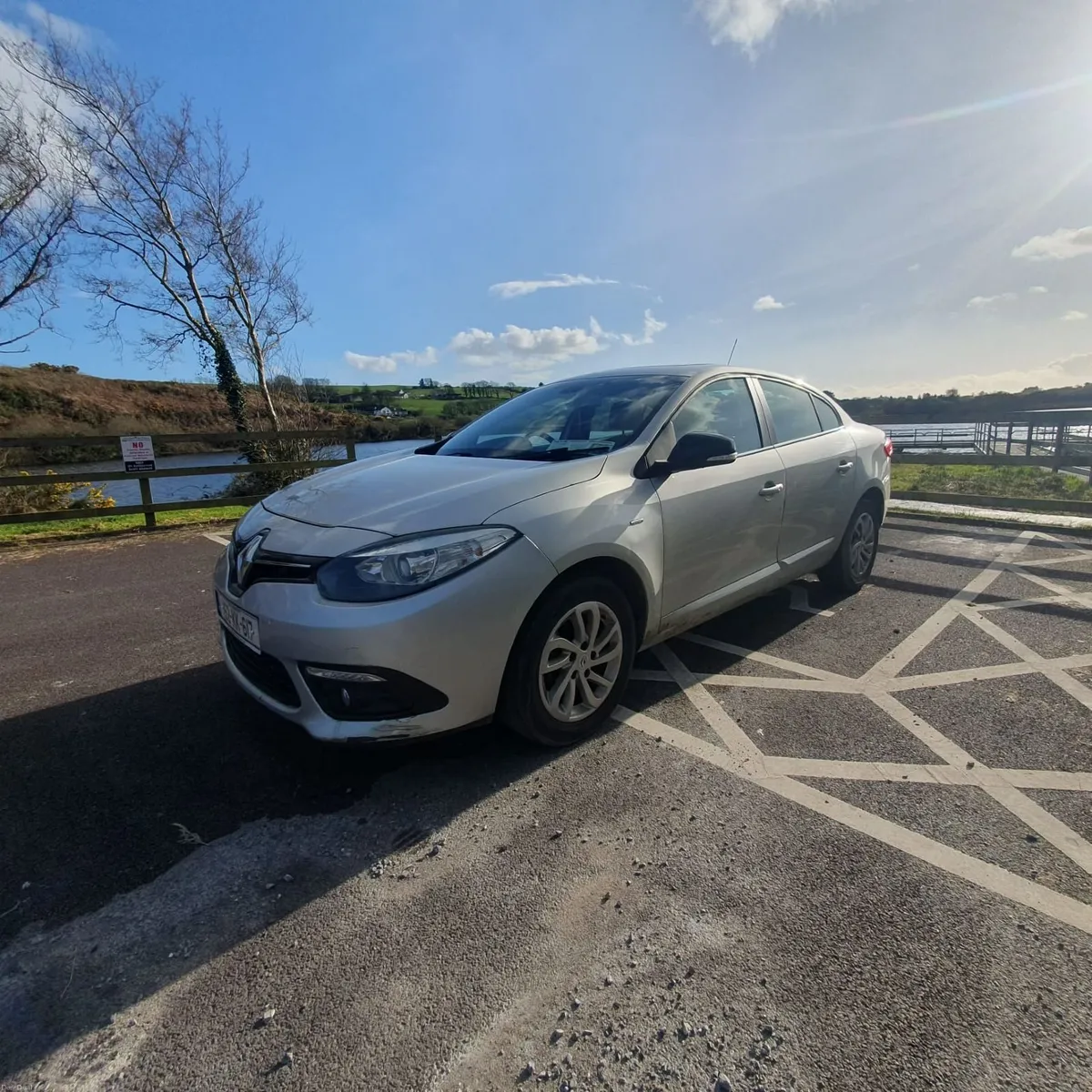 Renault Fluence – Low Miles – Sunroof & Bluetooth - Image 4