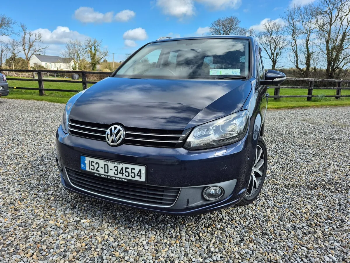 Volkswagen Touran 2015 - Image 1