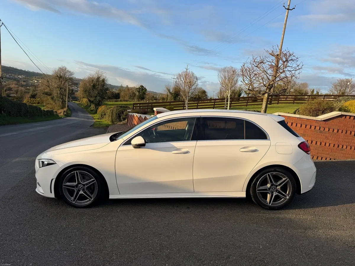 2019 Mercedes A180d AMG Line Premium - Image 4