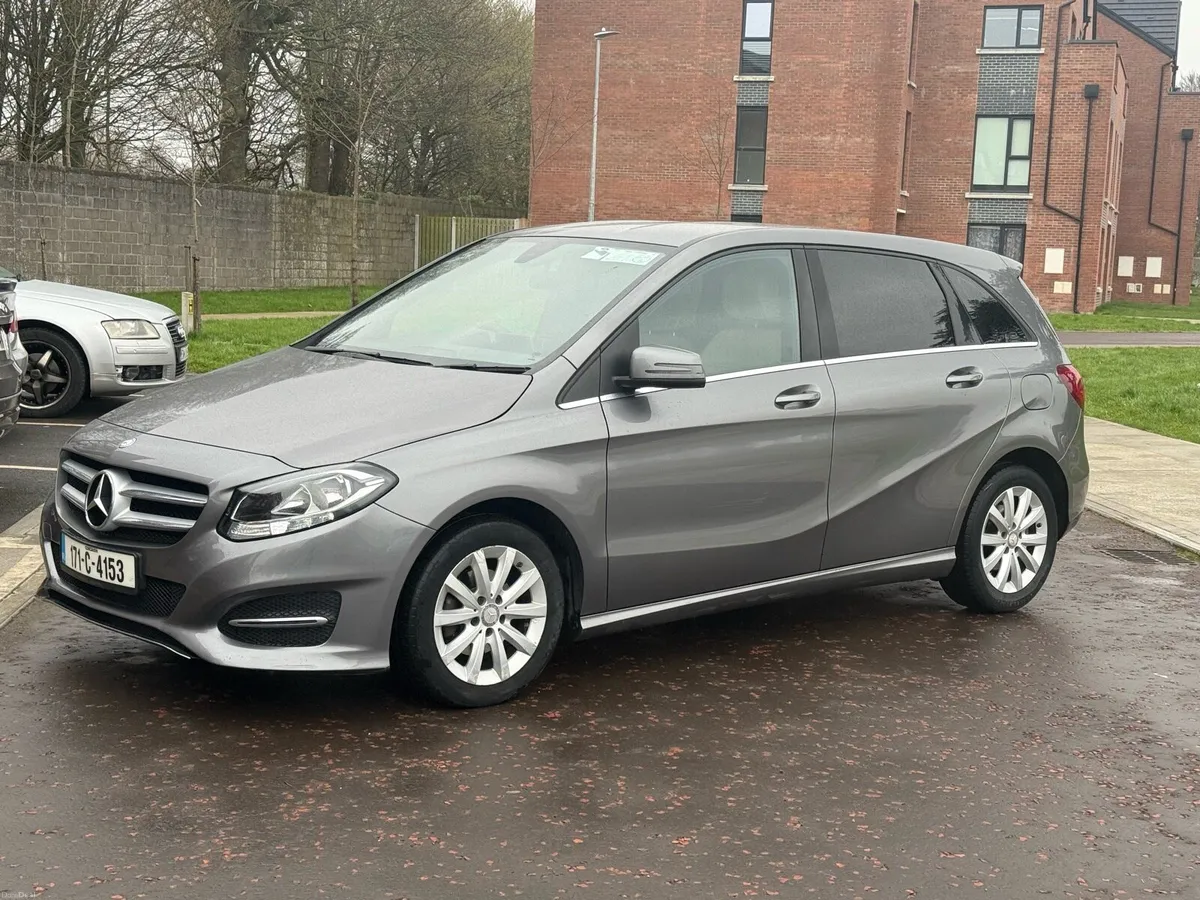 2017 mercedes B - Image 2