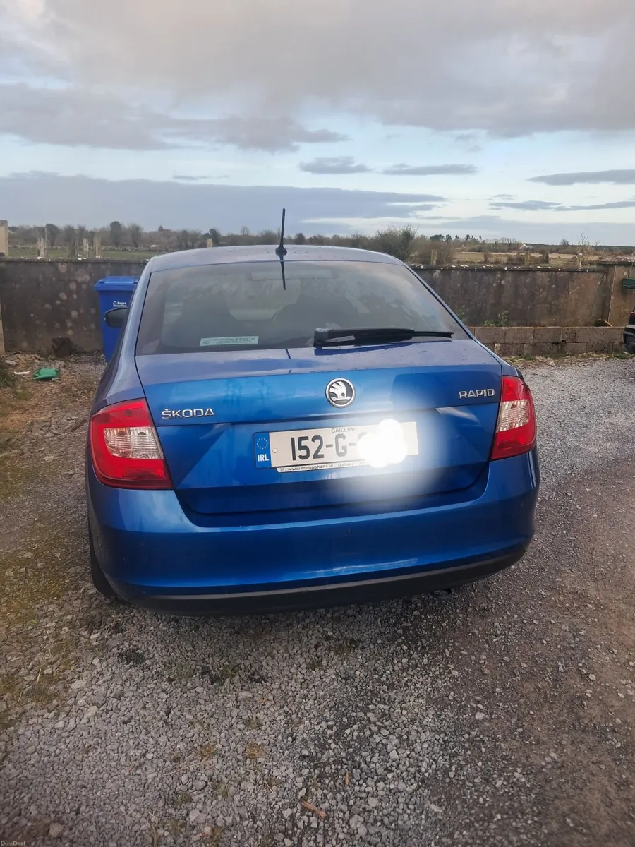 Skoda Rapid 2015 - Image 4