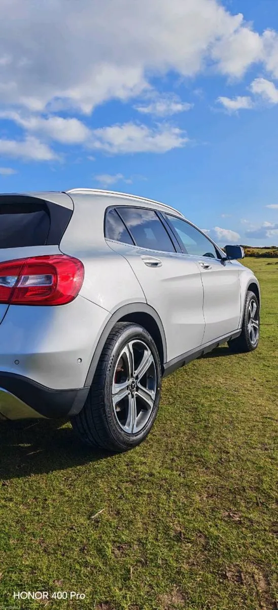Mercedes GLA 200 2015 Automatic - Image 3