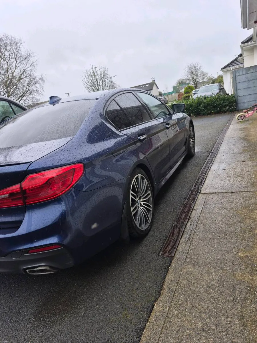 BMW 5 SERIES 520D - Image 4
