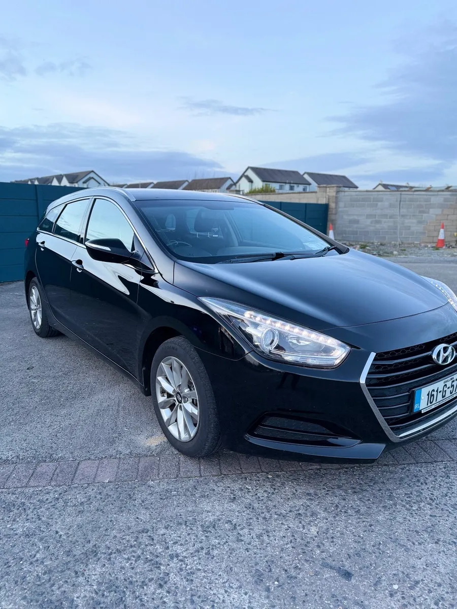 Hyundai i40 2016 NCT 10/26 - Image 3